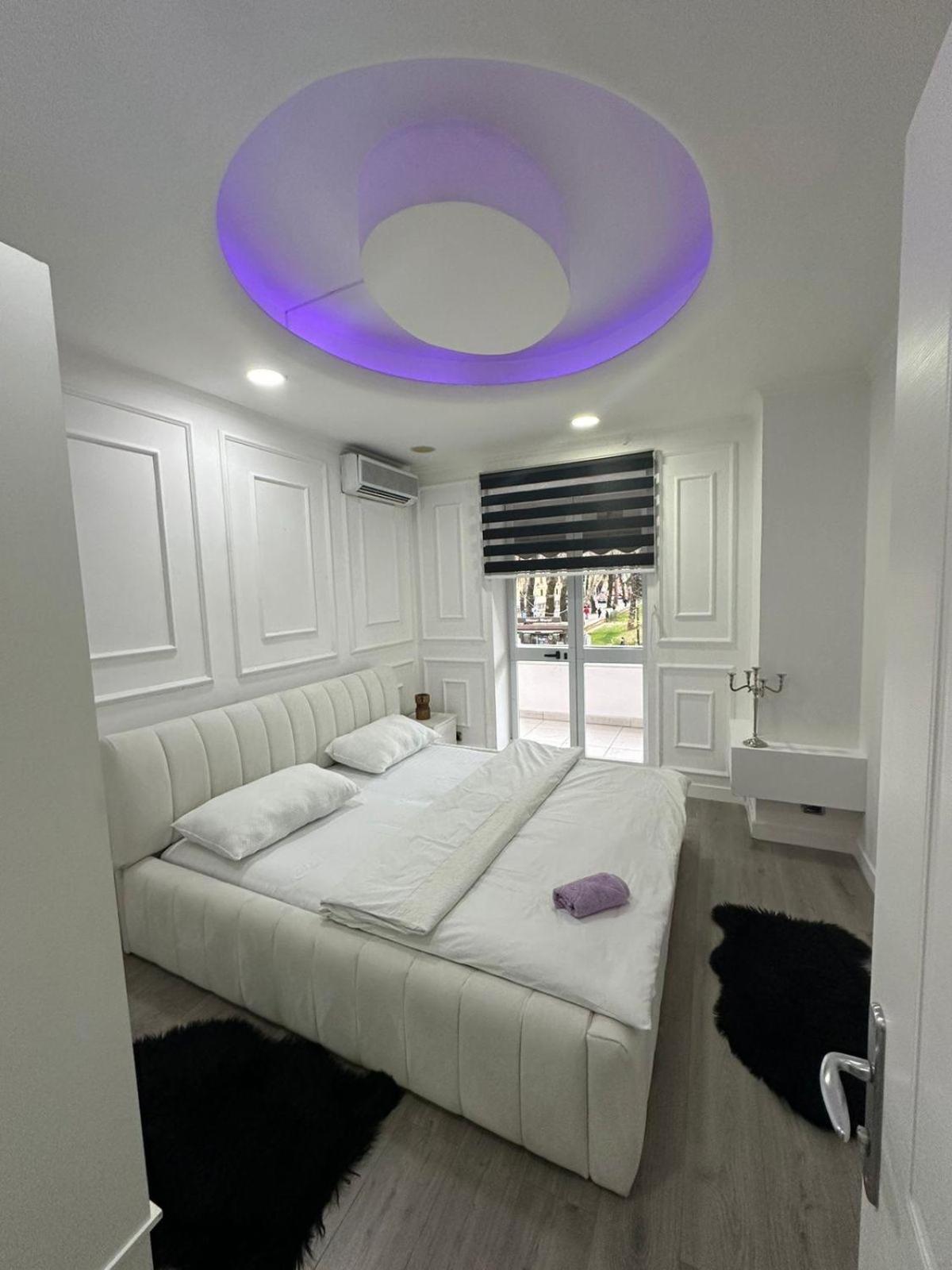 Park View Central Apartment Тирана Экстерьер фото